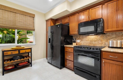 Waikoloa Condo | 🏖️ Golf Course View Waikoloa Condo | Ground Floor | Walk to A-Bay Beach