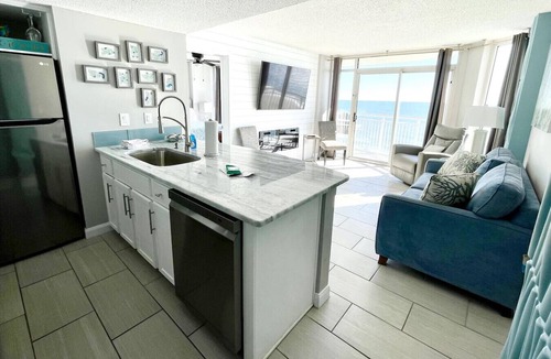 Downtown Myrtle Beach Condo | Gone Coastal/Prime Location