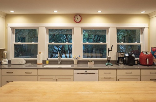 Duck House | Gorgeous house 3 min walk to ocean; community pool, Celebrate The Simple Life!
