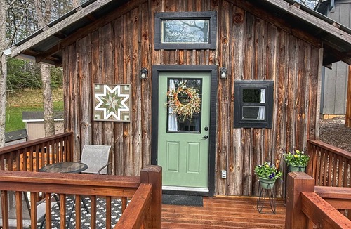 Cullowhee Apartment | Gorgeous studio cottage less than 1/2 mile from Western Carolina University!