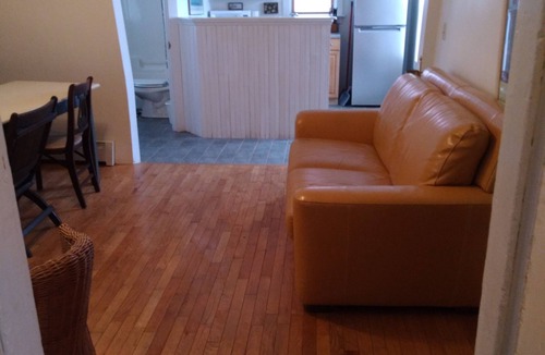 Bar Harbor Apartment | Great Walking Location 3br/2bath 1/2 block to ocean, pier, shops and restaurant