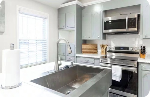 Greenville House | Greenville City Oasis near ECU and ECU Hospital.