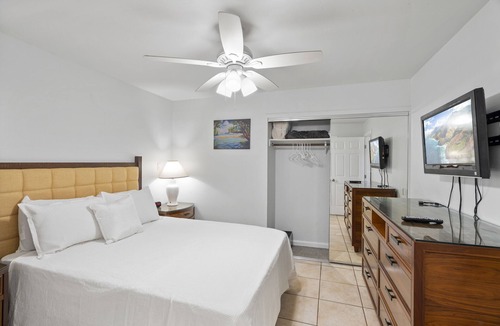 Nawiliwili Apartment | Ground floor Banyon Harbor B17