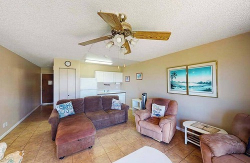 Kaunakakai Condo | Ground-Floor Molokai Condo with Outdoor Pool, Grills & Kitchen