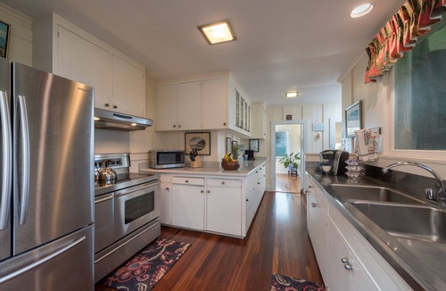 Waimanalo Beach House | Hale Pohaku, Waimanalo Beach Front Lic.#1990/NUC-1689
