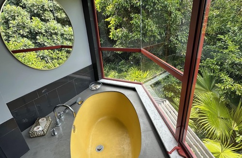 Princeville Villa | Hanalei Bay View Retreat - An Artistic home overlooking Hanalei Bay