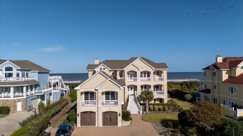 Pine Island House | Heels in the Sand