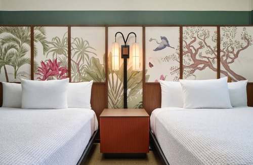 Ala Moana Hotel | High Floor City View Two Queens, Scenic Urban Garden Setting, Pool Access