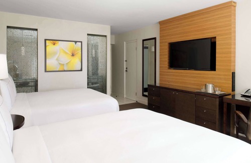 Waikiki Resort | Hilton Waikiki Beach Resort & Spa