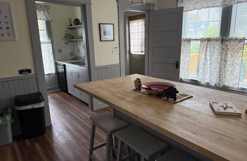 Bangor House | Historic Duplex with new updates perfect for Short or Extended Stays 3BR