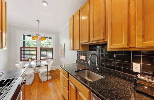 Cherry Condo | Historic Myers Park 2BR · First Floor · Private Porch near Uptown
