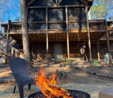 Ellijay House | Hollow Tree Hideaway Coosawattee River Resort - FREE ticket for each night of your stay