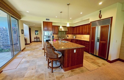 Kamuela House | Home Away From Home - Beautiful Townhome in the Heart of Mauna Lani