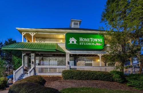 Norcross Hotel | HomeTowne Studios by Red Roof Atlanta - Norcross South