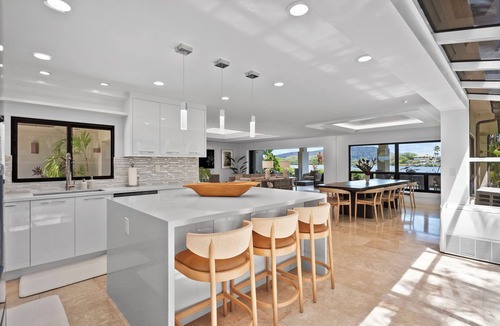 Eastern Honolulu House | Honolulu Lagoonfront Retreat by Gather | Private Pool Villa Near Waikiki & Diamo