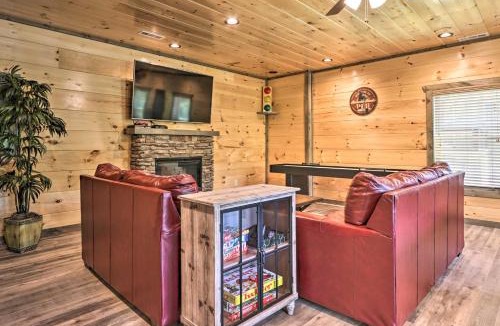 Chalet Village North House | Hot Tub, Game Room, Decks: Cabin in Gatlinburg