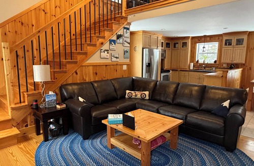 Carrabassett Valley House | HOT TUB! PAC-man! Outdoor fun!Close to Sugarloaf! Hiking and biking!
