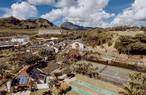 Nawiliwili Apartment | Idyllic 2BR Condo w/Full Kitchen w/Relaxing Outdoor Pool | Near Nawiliwili Par