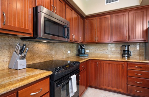 Waikoloa House | Includes Hilton Waikoloa Pool Pass for stays for 2026. Waikoloa Beach Villas E4