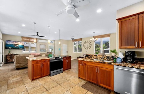 Kailua-Kona House | Incredible Luxury Beach House with Pool, Hot Tub, and Ocean Views in Kailua-Kona, Big Island, Hawaii