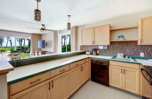 Kapaa Condo | Inviting Ocean View Condo | Pono Kai Resort | G104