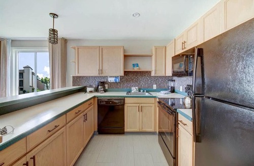 Kapaa House | Inviting Ocean View Condo Pono Kai Resort G104