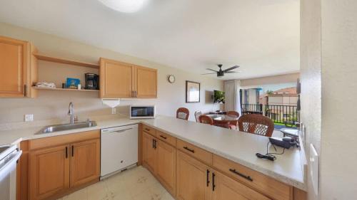 Kapaa House | Island Dream Getaway Pono Kai Resort E304
