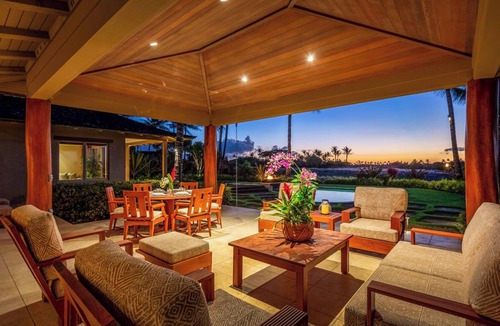 Kaupulehu House | Kahikole 2 – Tranquil & Serene | Onsite Staff & Daily Housekeeping