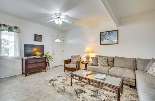 Kona Palisades Apartment | Kalaoa Hideaway' < 13 Mi to Kekaha Kai State Park