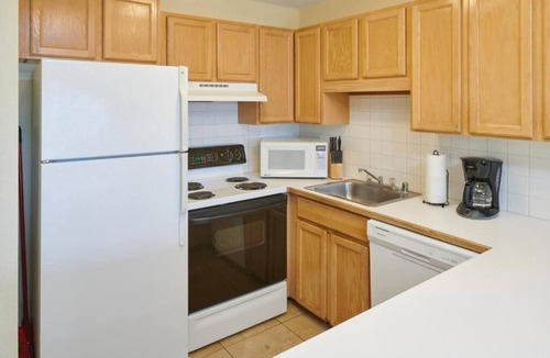 Nawiliwili Apartment | Kalapaki Beach Stay – 3 Condo Units w/Pool, Tennis & Gorgeous Views