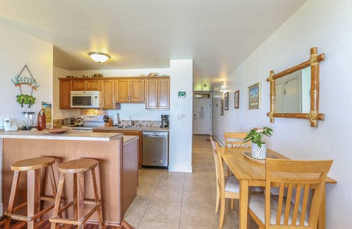 Wailua Condo | Kapaa Shore Resort A202, Oceanfront near beaches, shops, restaurants, biking