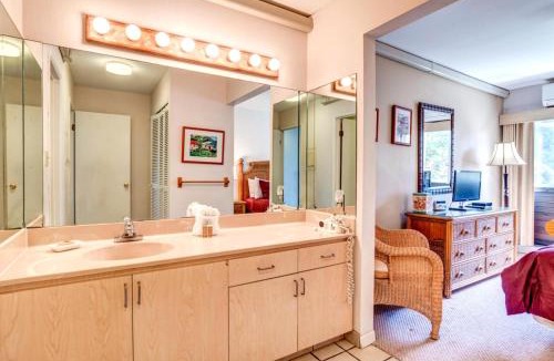 Napili Apartment | KBM Resorts Oceanfront Spacious 5-Bedroom Napili Point Collection Multi Unit Listing Same Resort 3 Free Rental Cars NAP-B43C42C43