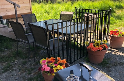 Kalifornsky Cottage | Kenai River! Come fishing at our famous fishing hole.