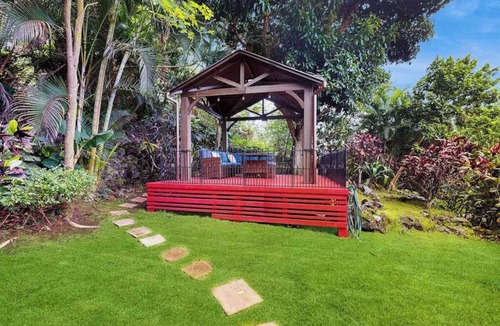 Kailua-Kona House | Kona Home with Separate Ohana, Ocean Views, Gazebo & Firepit