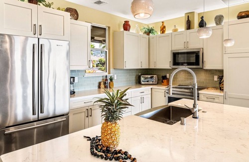 Kailua-Kona House | 🏖️Kona Ocean View Home w/Pool + Lanai | Kahakai Estates