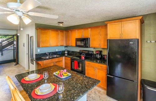 Kahaluu Bay Condo | Kona White Sands A4 | Romantic Ocean View!