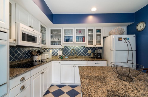 Spinnaker Beachhouses Villa | Lagoon/Golf Views! Walk to Beach/Pools/Golf/Dining! Lake House only- no club access. NO pets