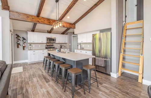 Macon House | Lake Life Balance | Excellent Location