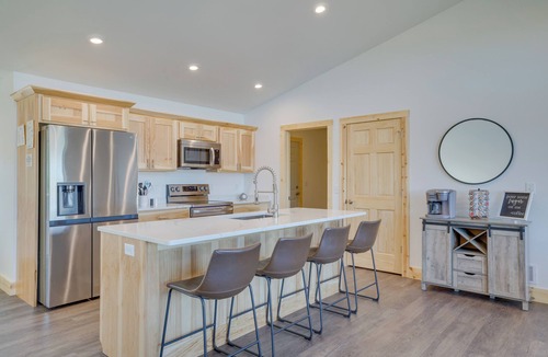 New Lisbon House | Lakefront Luxury - 1 MI to Buckhorn Boat Landing