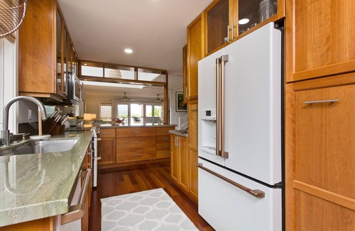 Lanikai House | Lanikai living . 5 minute walk from Lanikai Beach. Pool, tennis court & hot tub.