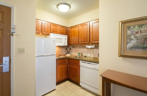 West Seneca Apartment | Largest 2-BR Suite, Sleeps 7 Near Buffalo