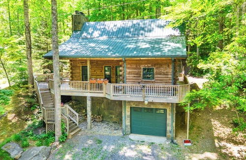 Whittier Cabin | Lazy Log Landing - Mountain Cabin surrounded by Creek Sounds