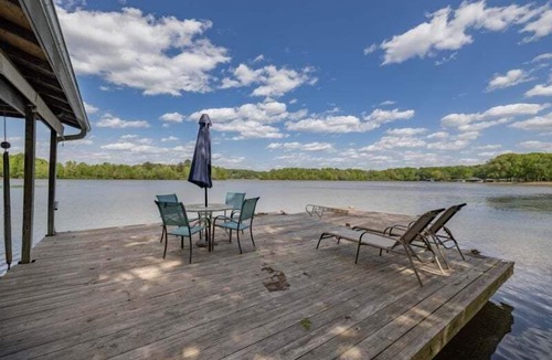 Macon House | Leisure Cove | Gorgeous Point Lot w/Great Views
