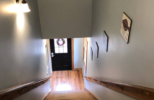 Adamsville Apartment | Little Compton Coastal Oaks