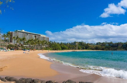 Nawiliwili Apartment | Look No More! Spacious Room w/ Private Balcony, Pool, Parking, Close to Beach