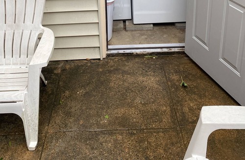 Executive Park House | Lovely 2 bed townhome by light-rail, 10 min. to uptown