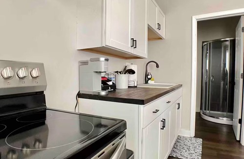 Hamlet Apartment | Lovely Studio Apartment in Hamlet, NC