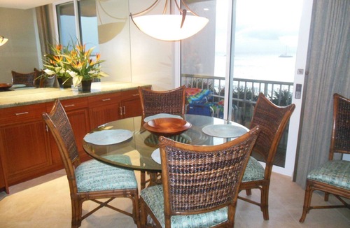 Kaanapali Condo | LUXURIOUS OCEANFRONT CORNER UNIT REMODELED WITH ISLANDS & BLACK ROCK VIEWS