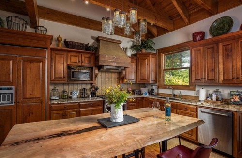 Boone House | Luxury Cottage-Amazing Views, Hot Tub, Game Room, Blue Ridge Mountain Club