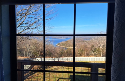 Sylvan Shores House | Majestic Mountain, spacious home close to Eureka Springs, Lake view!